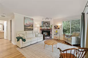 10831 NE 147th Ln, Bothell, WA 98011 - Photo 3