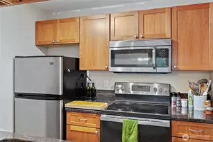 10831 NE 147th Ln, Bothell, WA 98011 - Photo 13