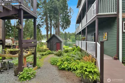8408 317th Place NW, Stanwood, WA 98292 - Photo 3