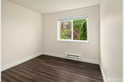 1818 18th Avenue #204, Seattle, WA 98122 - Photo 11