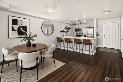 1818 18th Avenue #204, Seattle, WA 98122 - Photo 3
