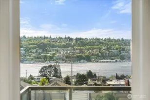 1958 Harvard Ave E, Seattle, WA 98102 - Photo 13