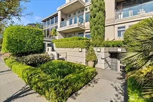 1958 Harvard Ave E, Seattle, WA 98102 - Photo 35