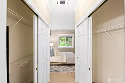 18505 SE Newport Way #D118, Issaquah, WA 98027 - Photo 23