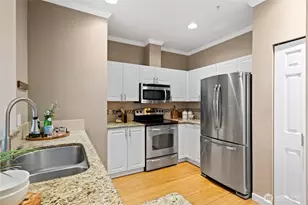 18505 SE Newport Way, Issaquah, WA 98027 - Photo 5
