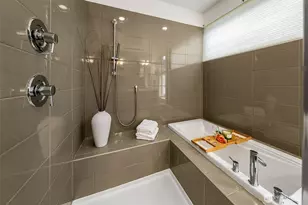13721 Meridian Ave N, Seattle, WA 98133 - Photo 23