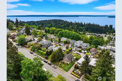 7349 California Avenue SW, Seattle, WA 98136 - Photo 37