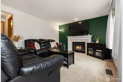 24205 32nd Avenue Ct E, Spanaway, WA 98387 - Photo 19