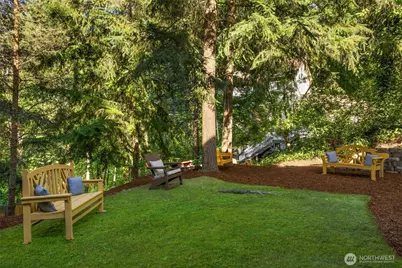 14102 SE 42nd Street, Bellevue, WA 98006 - Photo 37