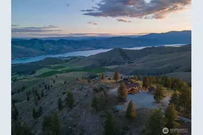 1831 Cottontail Lane, Chelan, WA 98816 - Photo 3