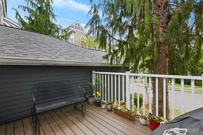 1618 Huckelberry Circle, Issaquah, WA 98029 - Photo 29