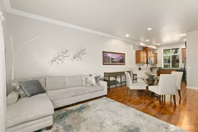 1618 Huckelberry Circle, Issaquah, WA 98029 - Photo 9