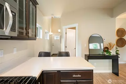 7270 E Grandview Street, Port Orchard, WA 98366 - Photo 11