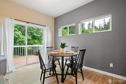 7270 E Grandview Street, Port Orchard, WA 98366 - Photo 15