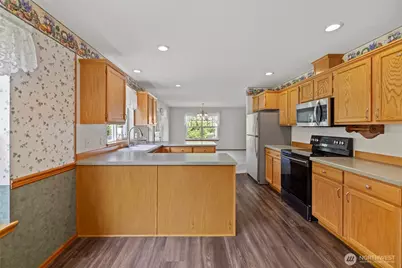 1083 Fidalgo Drive, Burlington, WA 98233 - Photo 17
