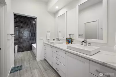 3303 37th Avenue W, Seattle, WA 98199 - Photo 19