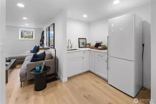 3303 37th Ave W, Seattle, WA 98199 - Photo 27