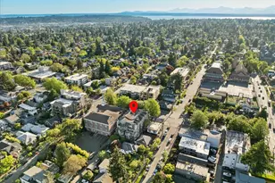 7814 Greenwood Ave N, Seattle, WA 98103 - Photo 21