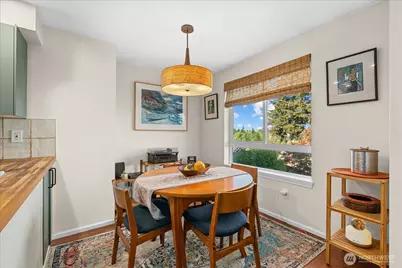 7814 Greenwood Avenue N #205, Seattle, WA 98103 - Photo 7