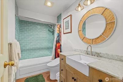 7814 Greenwood Avenue N #205, Seattle, WA 98103 - Photo 13