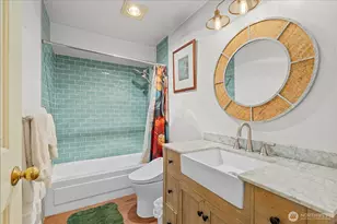 7814 Greenwood Ave N, Seattle, WA 98103 - Photo 13