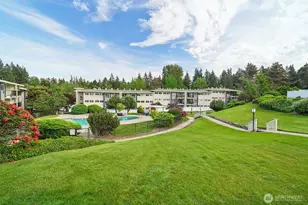 12700 NE 8th St, Bellevue, WA 98005 - Photo 19