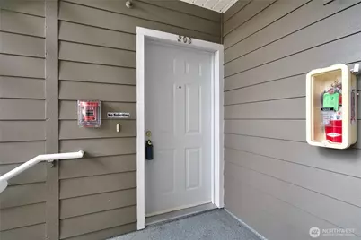 1640 SW Mulberry Place #C203, Oak Harbor, WA 98277 - Photo 5