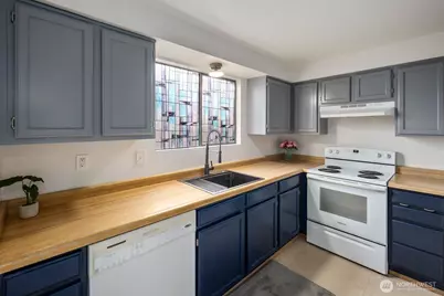 75 NW Columbia Drive #A103, Oak Harbor, WA 98277 - Photo 9