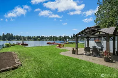 31025 E Lake Morton Drive SE, Kent, WA 98042 - Photo 31