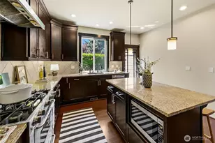 107 29th Ave E, Seattle, WA 98112 - Photo 9