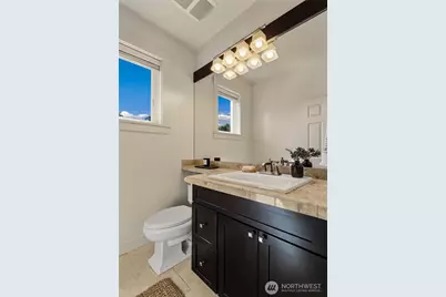 107 29th Avenue E, Seattle, WA 98112 - Photo 17