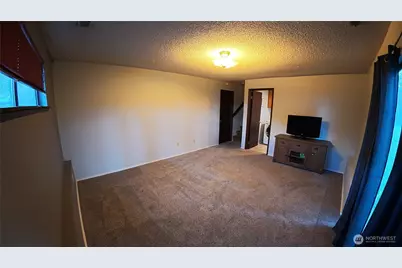 4421 60th Street Ct E, Tacoma, WA 98443 - Photo 9