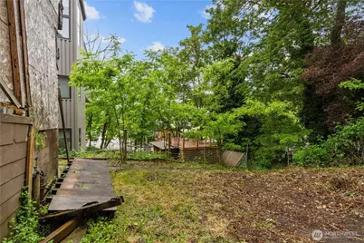 4563 33rd Avenue S, Seattle, WA 98118 - Photo 19