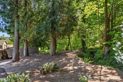 2425 NW Oakcrest Drive, Issaquah, WA 98027 - Photo 25