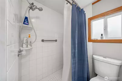 8210 177th Avenue SW, Longbranch, WA 98351 - Photo 21
