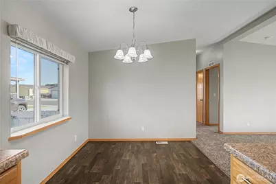 1701 E Burr Avenue #20, Moses Lake, WA 98837 - Photo 9