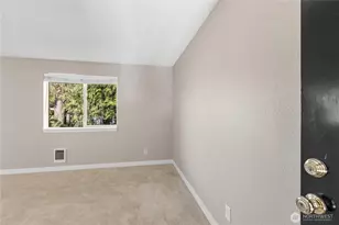 7700 196th St SW, Edmonds, WA 98026 - Photo 5