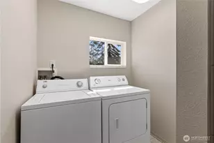 7700 196th St SW, Edmonds, WA 98026 - Photo 19