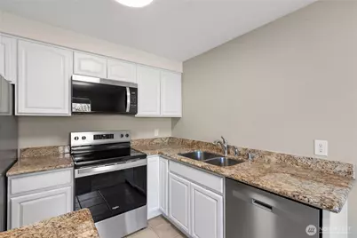 7700 196th Street SW #C, Edmonds, WA 98026 - Photo 13
