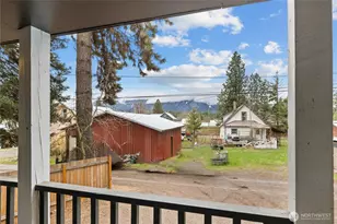 417 W 2nd St, Cle Elum, WA 98922 - Photo 35