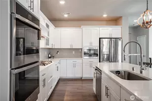 14638 201st Ave E, Bonney Lake, WA 98391 - Photo 7