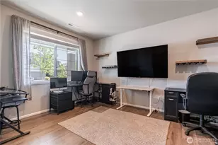14638 201st Ave E, Bonney Lake, WA 98391 - Photo 3