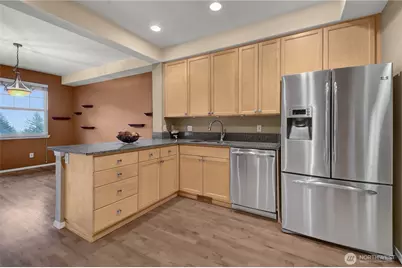 7728 Fairway Avenue SE #903, Snoqualmie, WA 98065 - Photo 3