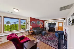 3704 Commercial Ave, Anacortes, WA 98221 - Photo 3