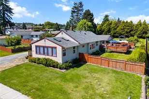 3704 Commercial Ave, Anacortes, WA 98221 - Photo 1