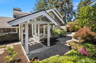 9419 NE 5th St, Bellevue, WA 98004 - Photo 3