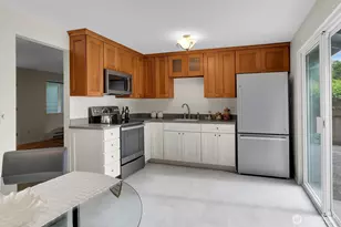 13325 19th Ave NE, Seattle, WA 98125 - Photo 7