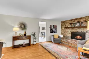 13325 19th Ave NE, Seattle, WA 98125 - Photo 3