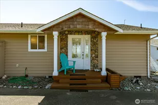 724 Hacienda Dr, Coupeville, WA 98239 - Photo 3