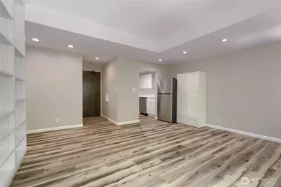 2700 4th Avenue #301, Seattle, WA 98121 - Photo 7